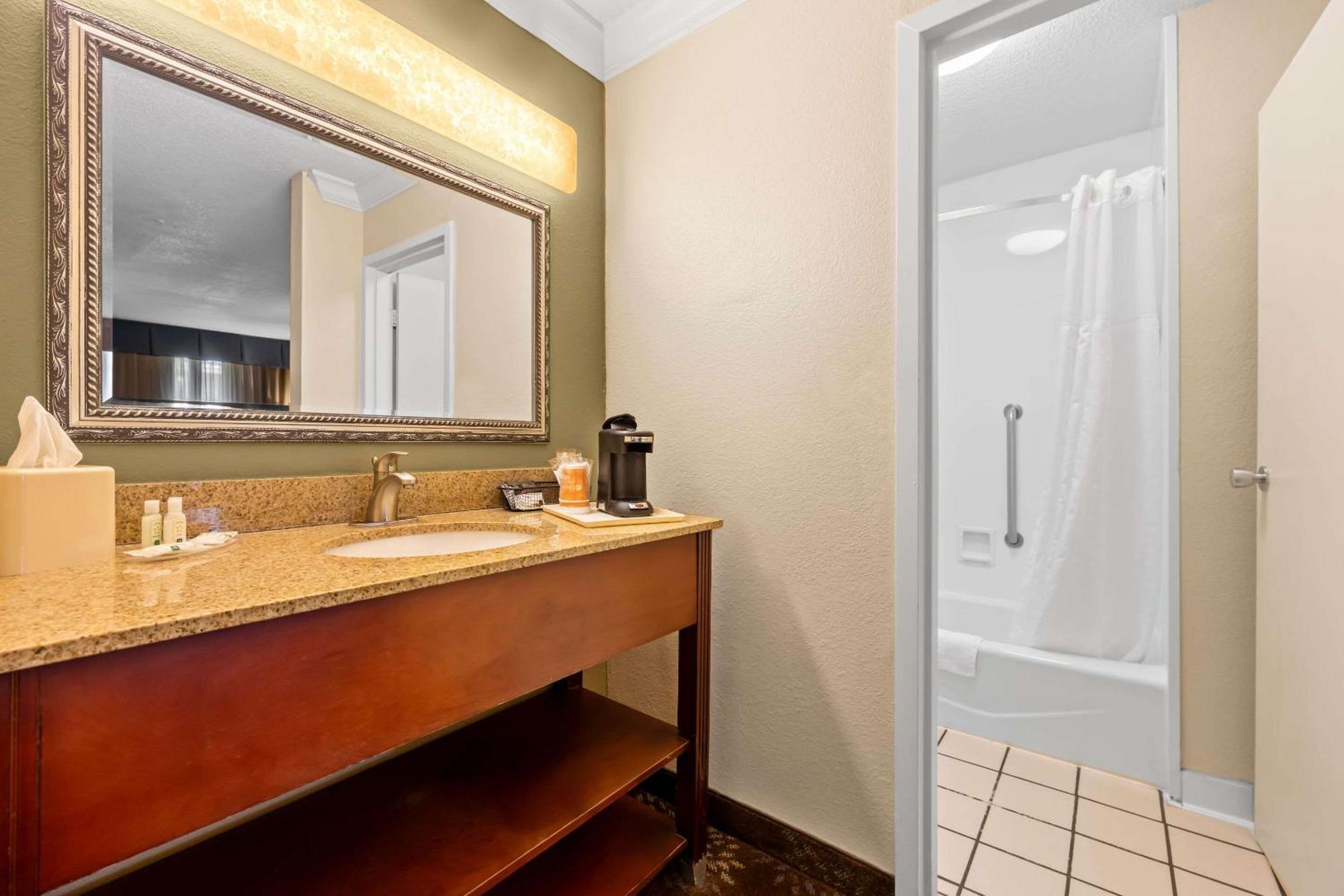Quality Inn Morgan City Eksteriør bilde